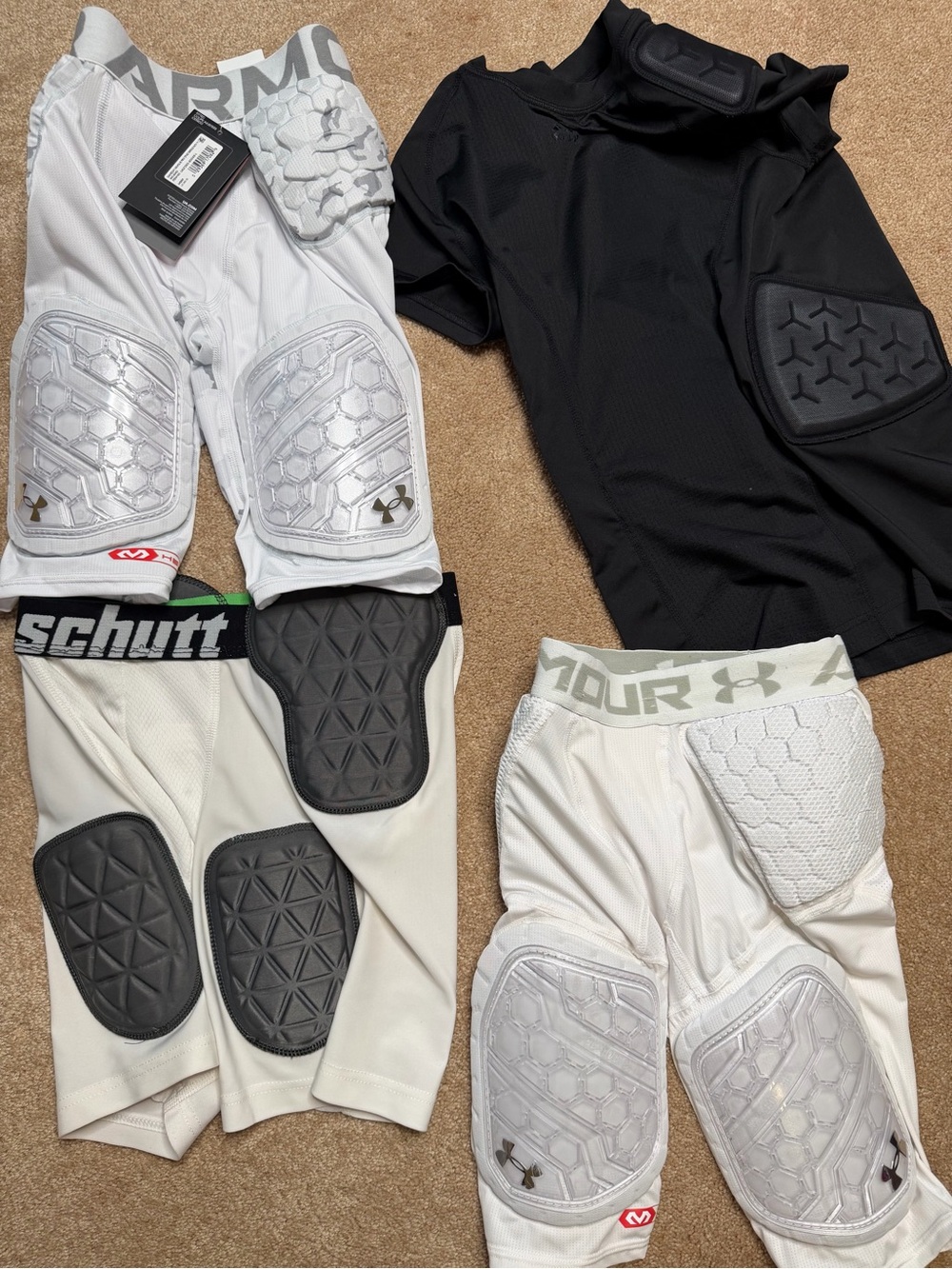 Under Armour Men’s Padded Compression Set in Black and White